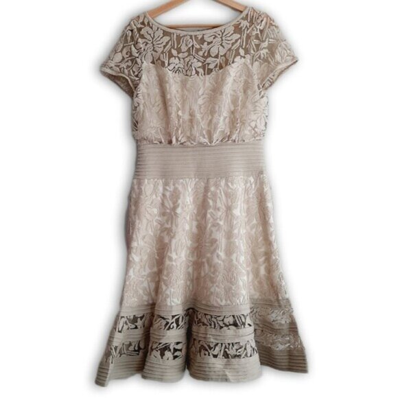TADASHI SHOJI Embroidered Lace Cap Sleeve Blouson Knee Length Cream Dress Sz 6 - Picture 1 of 15